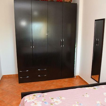 Gzim'S Apartment Durrës Zewnętrze zdjęcie
