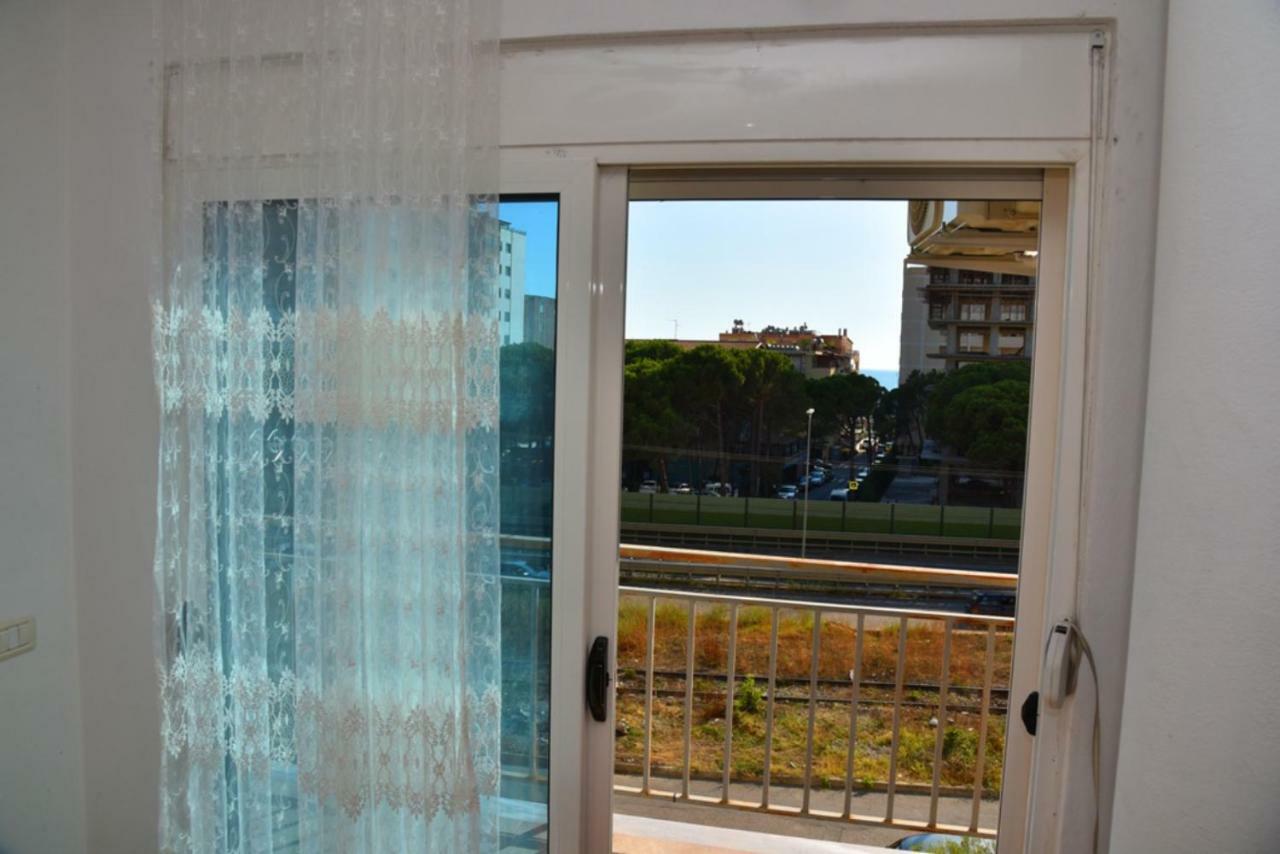 Gzim'S Apartment Durrës Zewnętrze zdjęcie