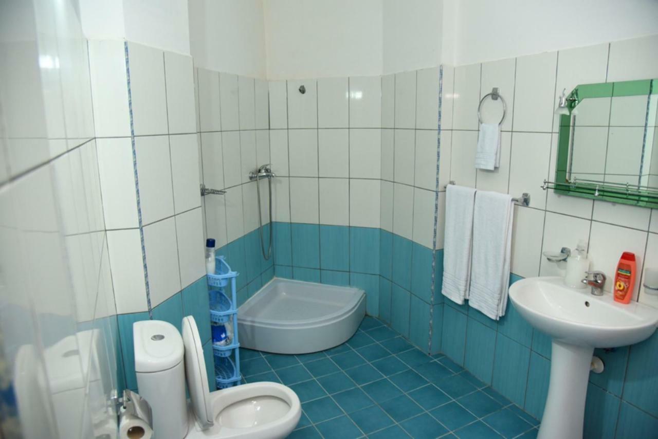 Gzim'S Apartment Durrës Zewnętrze zdjęcie